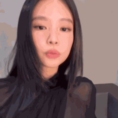 Jennie Unbothered GIF