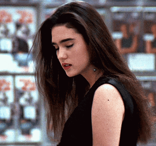 Jenniffer Connelly GIF