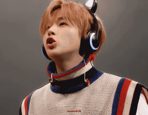 Jinhwan Ikon GIF