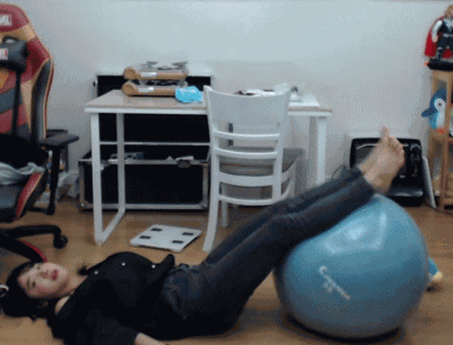 Jinny Jinnytty GIF