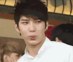Jung Taekwoon Leo GIF