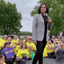 Kamala Harris Standing Stand Heroic Gif Standing Heroic GIF