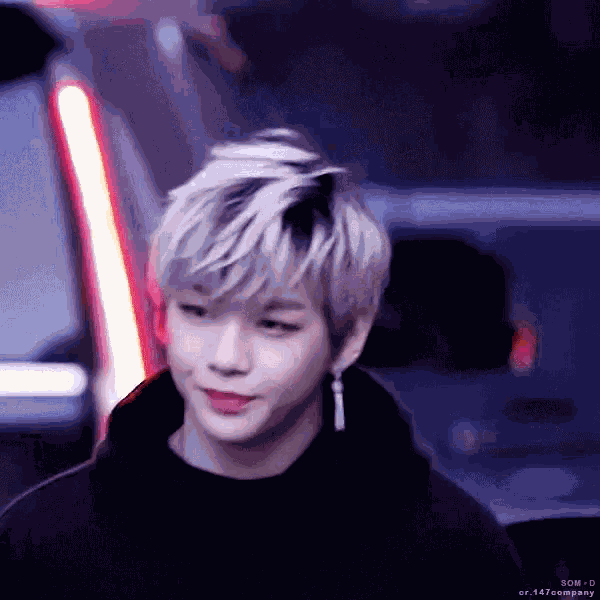 Kang Daniel Love GIF