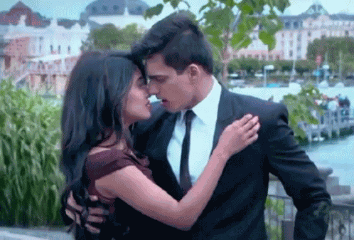 Kartik Naira Shivin Kaira Shivangi Mohsin Cute Kiss Fun Love Yrkkh GIF