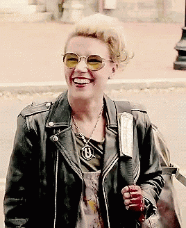 Kate Mckinnon Holtzmann GIF