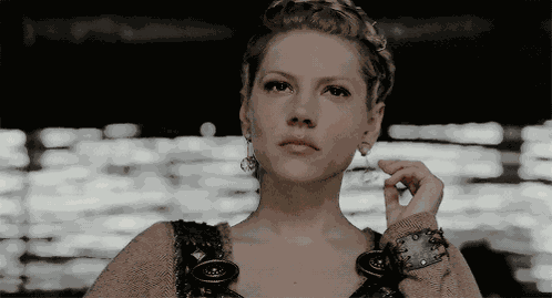Katheryn Winnick Lagertha GIF
