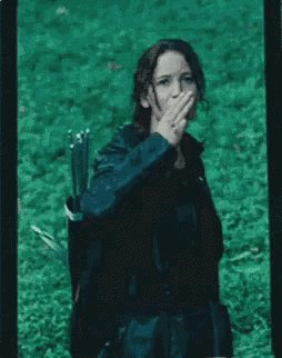 Katniss Everdeen Jennifer Lawrence GIF