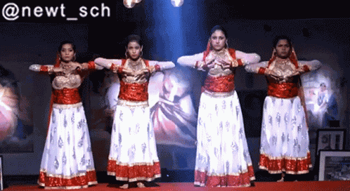 Khichdi Traditional Indian Dance Kathak Bharat Natyam GIF
