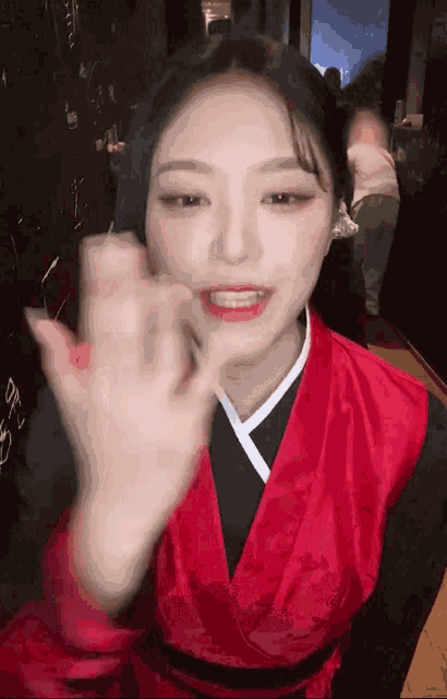 Kim Hyunjin Loona GIF