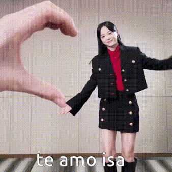 Kim Sejeong Shin Hari GIF