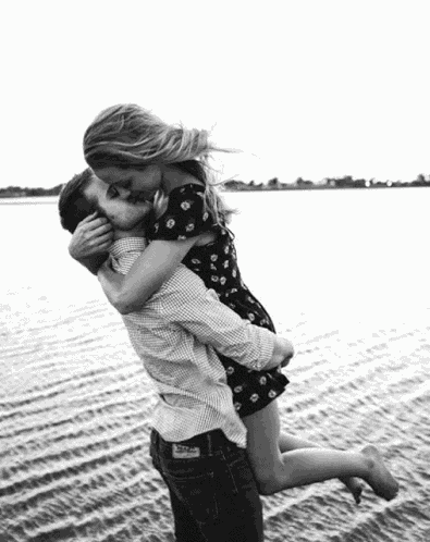 Kiss Couple GIF