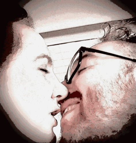 Kiss Couple GIF