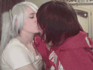 Kiss Kissing GIF