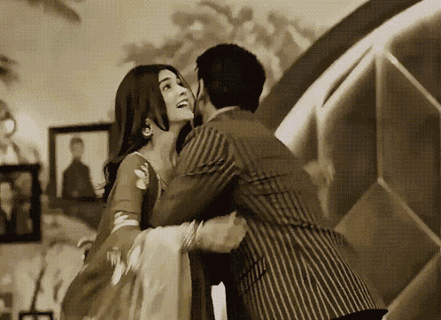 Kkb4 Pramik GIF