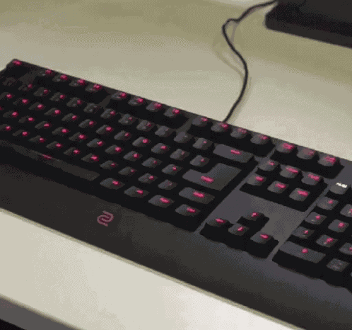 Kl7 Typing GIF