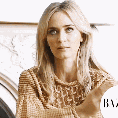 Krunt Emily Blunt GIF