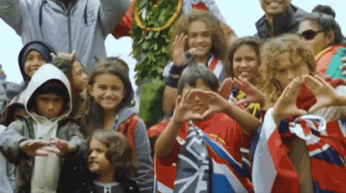 Ku Kiai Mauna Hawaiian GIF