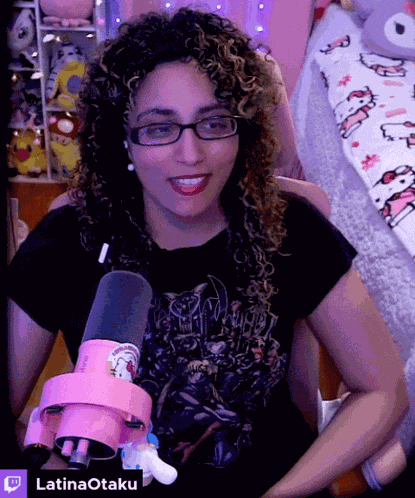 Latina Latinaotaku GIF