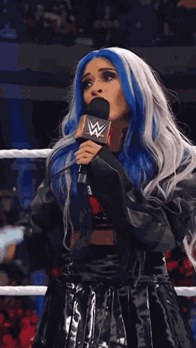 Legado Del Fantasma Zelina Vega GIF