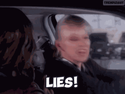 Lies Anna Faris GIF