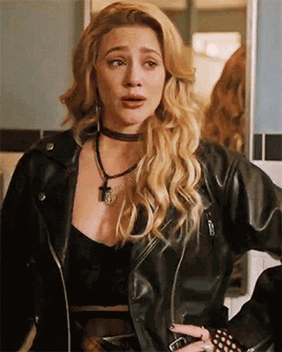 Lili Reinhart GIF