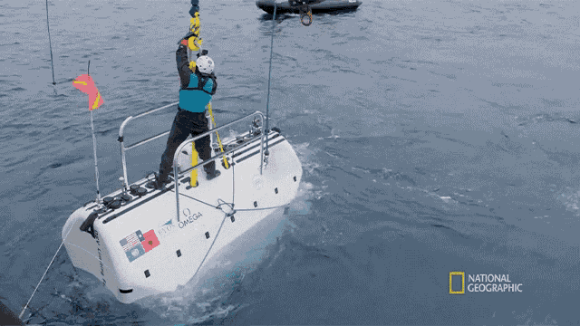 Limiting Factor Submersible Back To The Titanic GIF