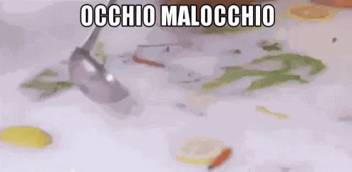 Lino Banfi Occhio Malocchio Prezzemolo E Finocchio Battesimo Battezzo Malocchio GIF