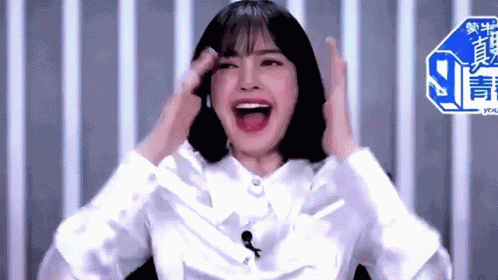 Lisa Oprah GIF