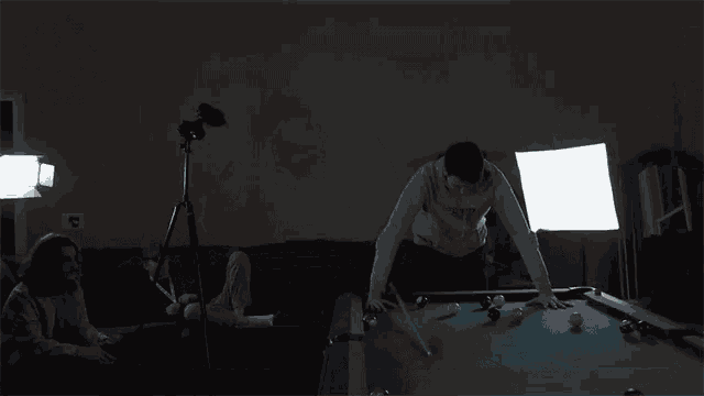 Loading Thinking GIF