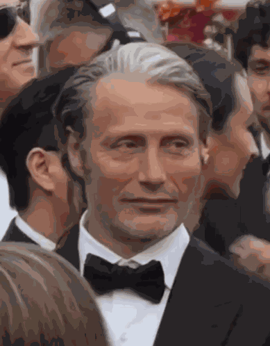 Mads Mikkelsen GIF