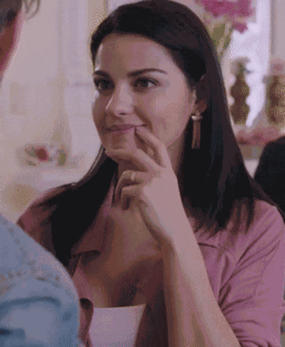 Maite Perroni El Juego De Las Llaves GIF