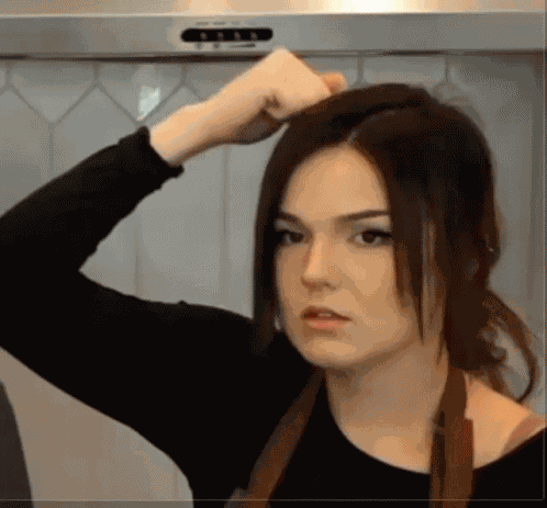 Malena Empty Head Knock GIF