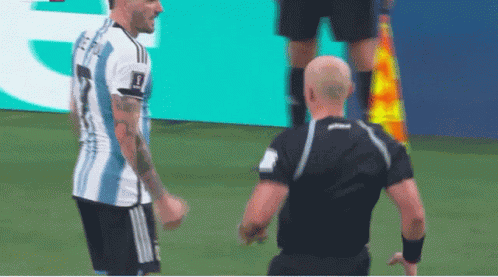 Marciniak Sędzia GIF