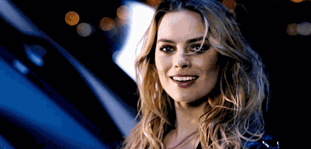 Margot Robbie GIF