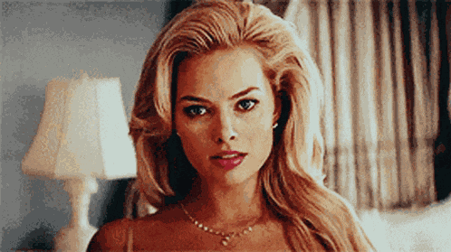 Margot Robbie GIF
