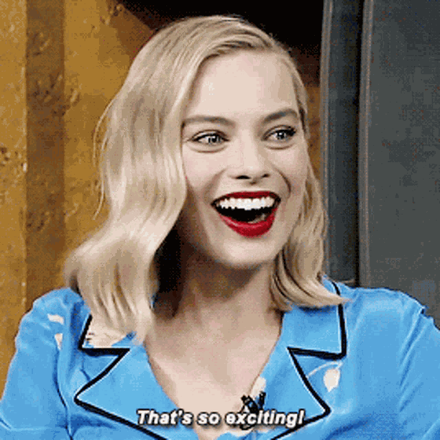 Margot Robbie GIF