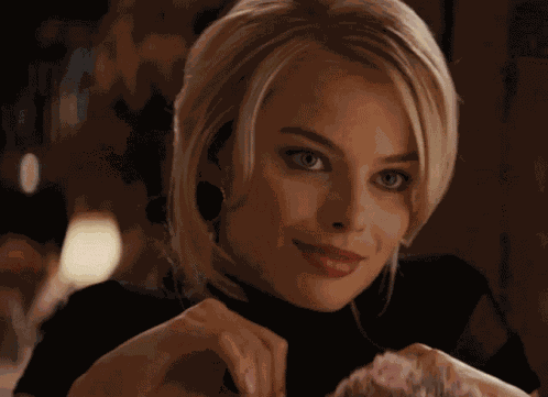 Margot Robbie GIF