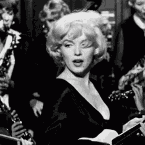 Marilyn Monroe GIF