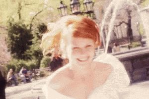 Mary Jane Watson Kirsten Dunst GIF
