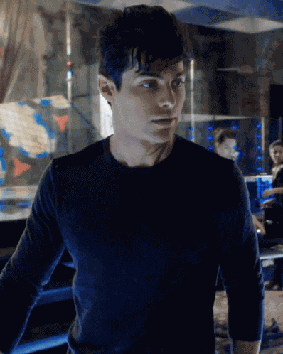 Matthew Daddario Alec Lightwood GIF