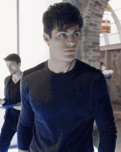Matthew Daddario Alec Lightwood GIF