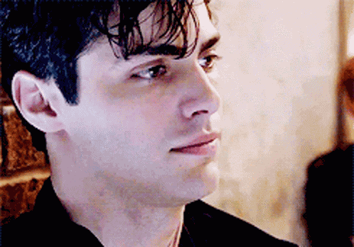 Matthew Daddario GIF