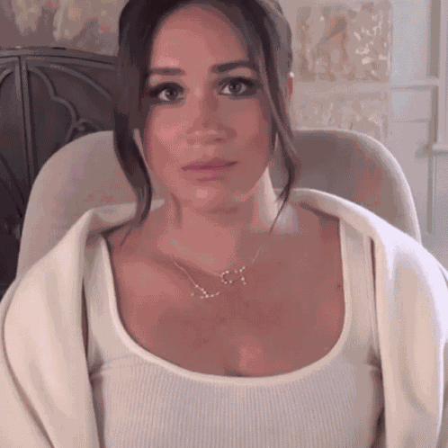 Meghan Meghan Markle GIF