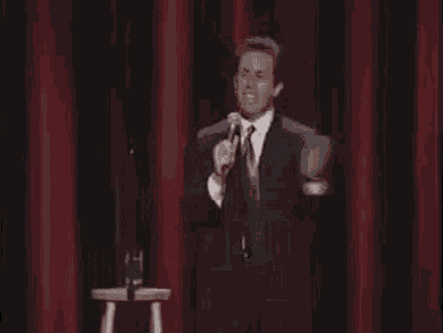 Messywessy Seinfeld GIF