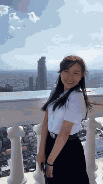 Mewnichbnk48 Selfie GIF