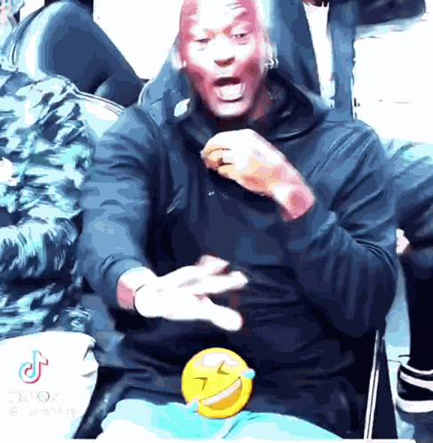 Michael Jordan Rindo Laughing GIF
