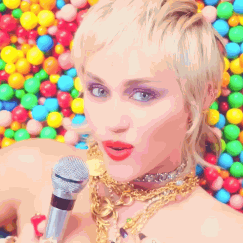 Miley Miley Cyrus GIF