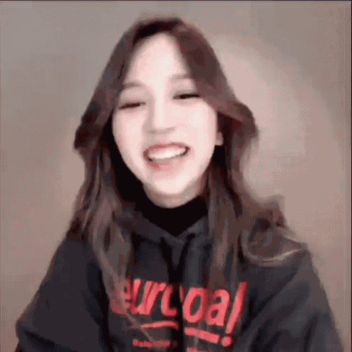 Mina Minamina GIF