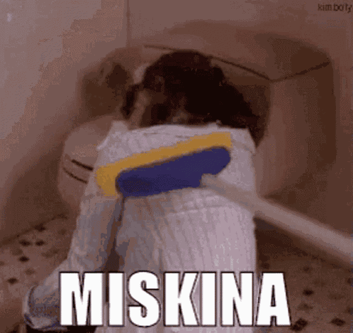 Miskina Peuchere GIF