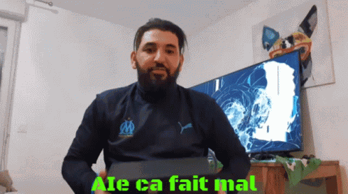 Mohamed Henni Ca Fait Mal GIF